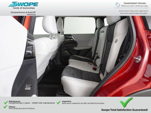 Used 2025 Mitsubishi Outlander SE AWD/4WD image 12