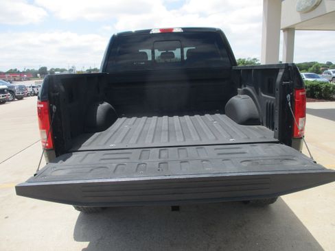 Used 2016 Ford F150 XL w/ Equipment Group 101A Mid AWD/4WD image 9