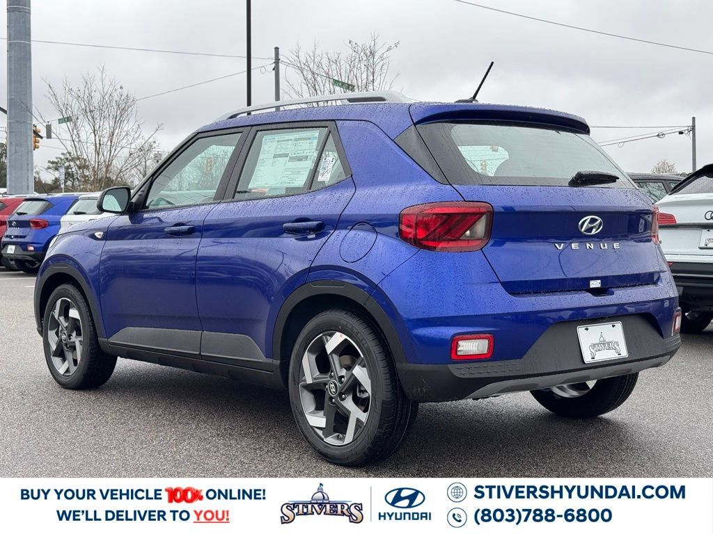 Certified 2026 Hyundai Venue SEL FWD image 11
