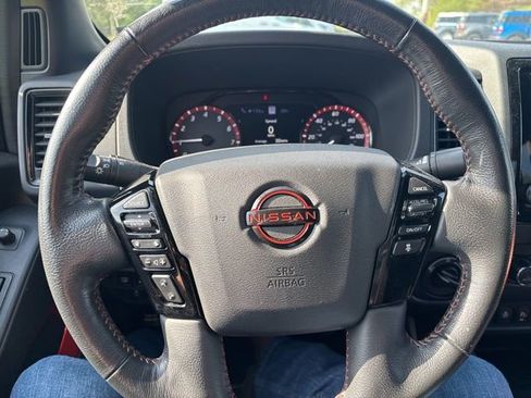 Used 2023 Nissan Frontier PRO-4X w/ Pro Convenience Package AWD/4WD image 15