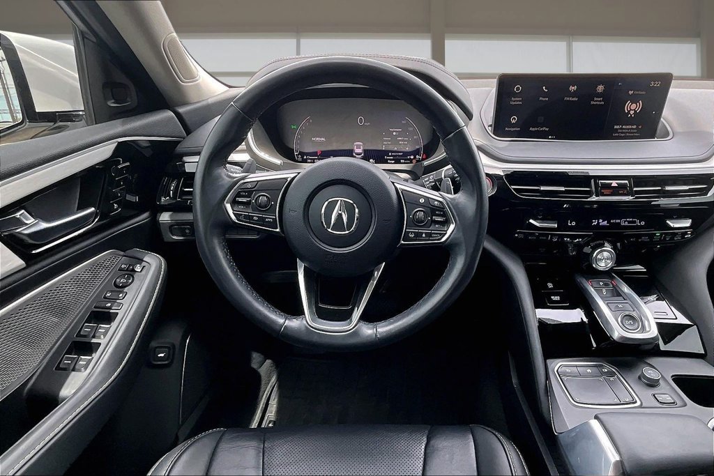 Used 2023 Acura MDX w/ Technology Package FWD image 5