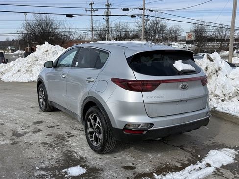 Used 2020 Kia Sportage LX image 7
