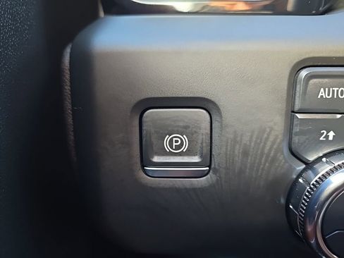 Used 2025 GMC Sierra 1500 Denali Ultimate image 21