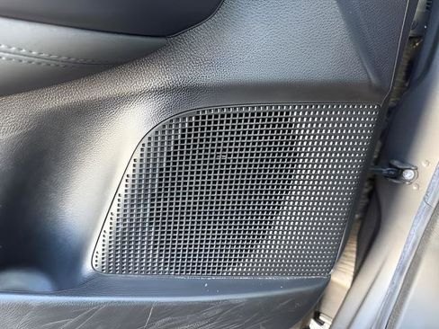 Used 2024 Alfa Romeo Tonale Ti image 13