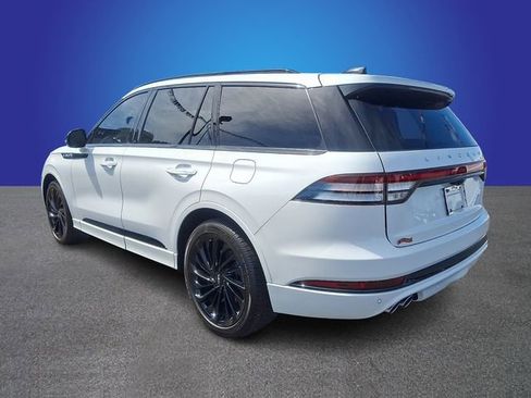 Certified 2026 Lincoln Aviator Reserve AWD/4WD image 6
