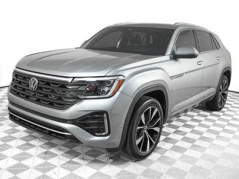 Used 2025 Volkswagen Atlas Cross Sport SEL Premium R-Line AWD/4WD image 7