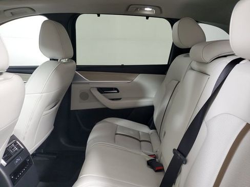 Certified 2025 MAZDA CX-90 3.3 Turbo S w/ Premium Package image 12