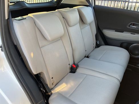 Certified 2022 Honda HR-V EX image 26