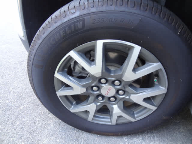Used 2023 GMC Acadia SLE w/ Driver Convenience Package FWD image 41