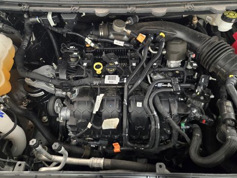 Certified 2024 Ford Edge Titanium image 29