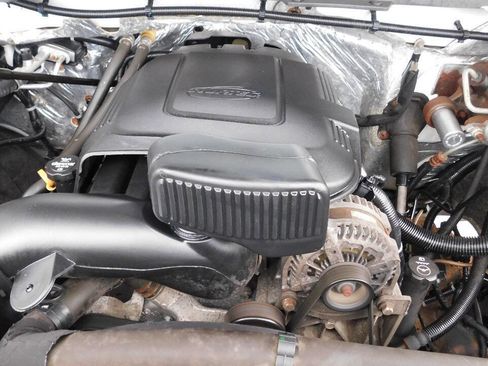 Used 2015 Chevrolet Silverado 3500 LT w/ LT Convenience Package image 87