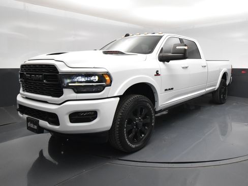 Used 2024 RAM 3500 Limited w/ Night Edition AWD/4WD image 2