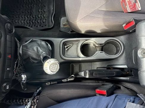Used 2014 Jeep Wrangler Unlimited Sport w/ Max Tow Package AWD/4WD image 28