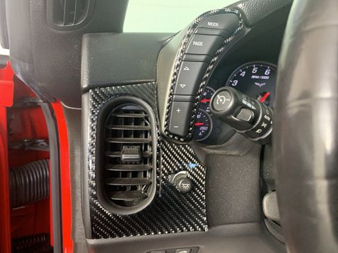 Used 2005 Chevrolet Corvette Coupe w/ Preferred Equipment Group image 16