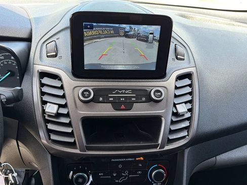 Used 2022 Ford Transit Connect XLT FWD image 19