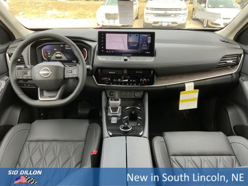 New 2026 Nissan Rogue Platinum w/ Platinum Premium Package image 5