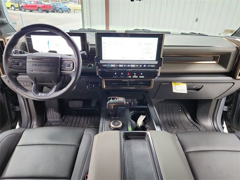 Used 2025 GMC Hummer EV 3X image 26