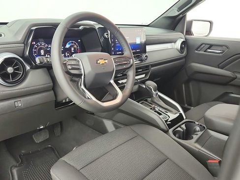 Used 2024 Chevrolet Colorado LT w/ LT Convenience Package II RWD image 16