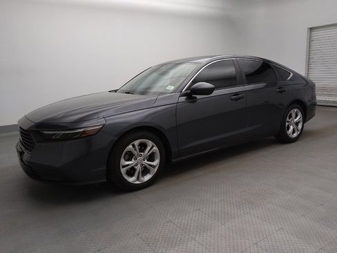 Used 2023 Honda Accord LX image 2
