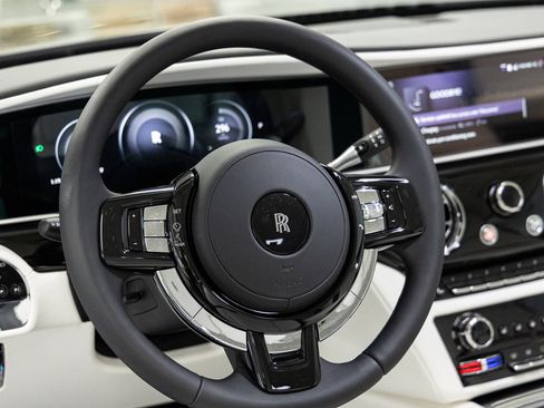 New 2026 Rolls-Royce Spectre image 42