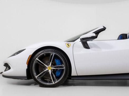 Used 2024 Ferrari 296 GTS image 16