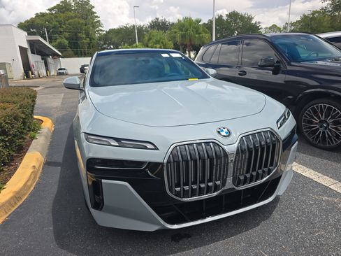 Used 2026 BMW 740i RWD image 1