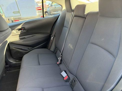 Used 2023 Toyota Corolla LE image 23