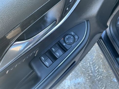 Used 2023 Buick Envision Essence image 24