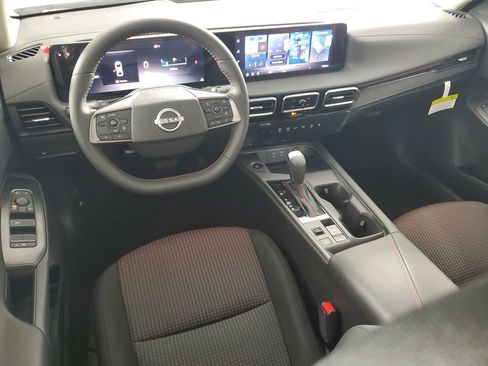 New 2026 Nissan Sentra SR w/ Floor Mat Package image 15