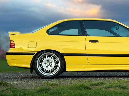 Used 1995 BMW M3 Coupe RWD image 9