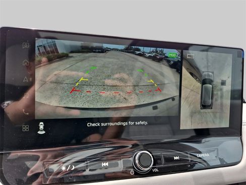 New 2025 Mitsubishi Outlander SEL image 18