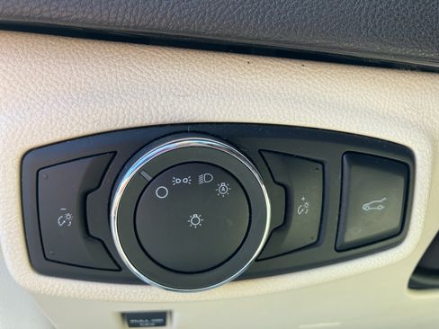 Used 2015 Lincoln MKC AWD w/ Equipment Group 102A Reserve image 14