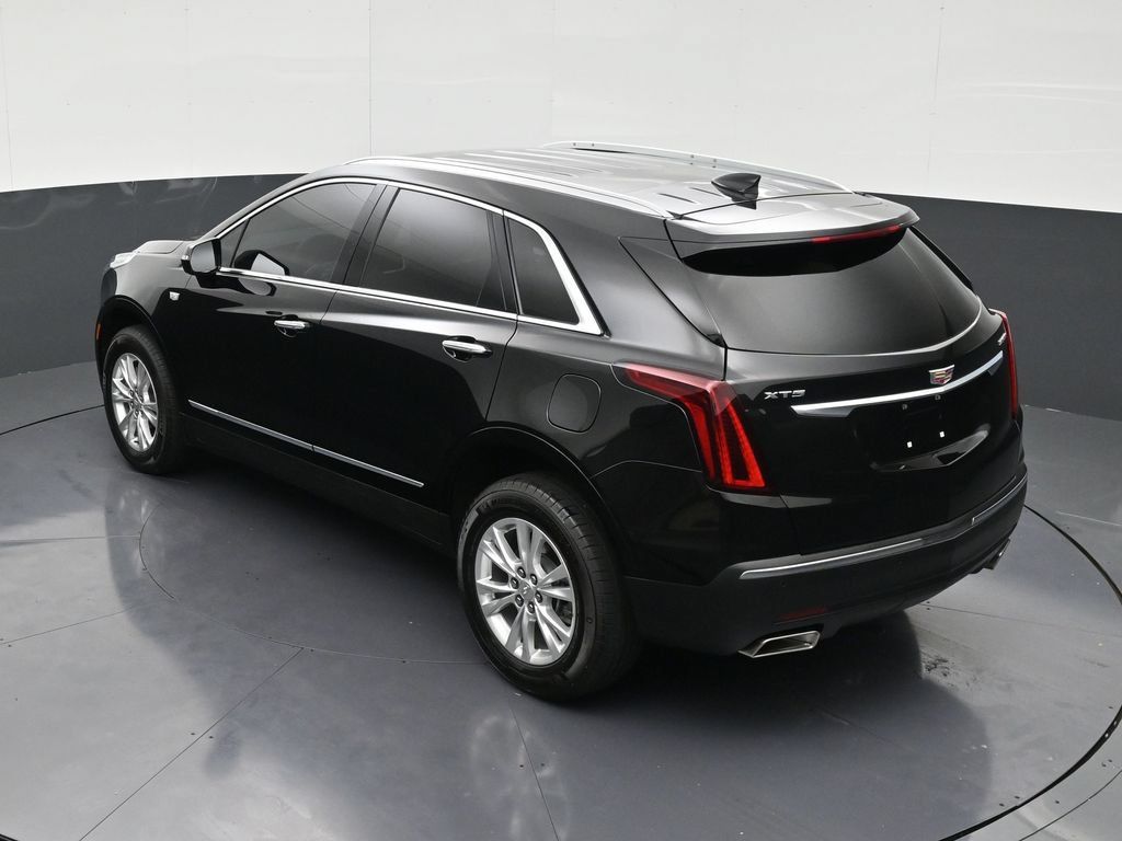 Certified 2025 Cadillac XT5 Luxury FWD image 14