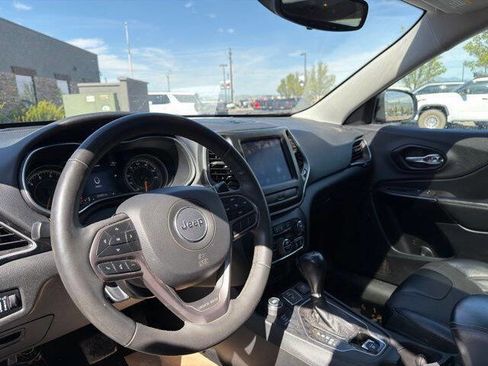 Used 2022 Jeep Cherokee Latitude Lux w/ Sun & Sound Group AWD/4WD image 8