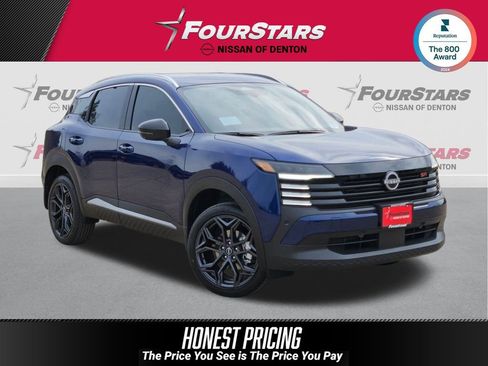 New 2026 Nissan Kicks SR image 1