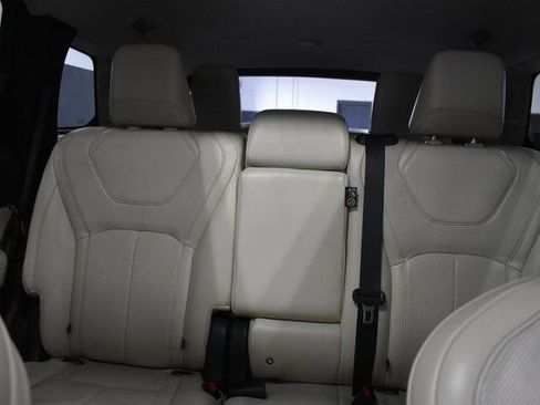 Used 2023 INFINITI QX60 Luxe image 32