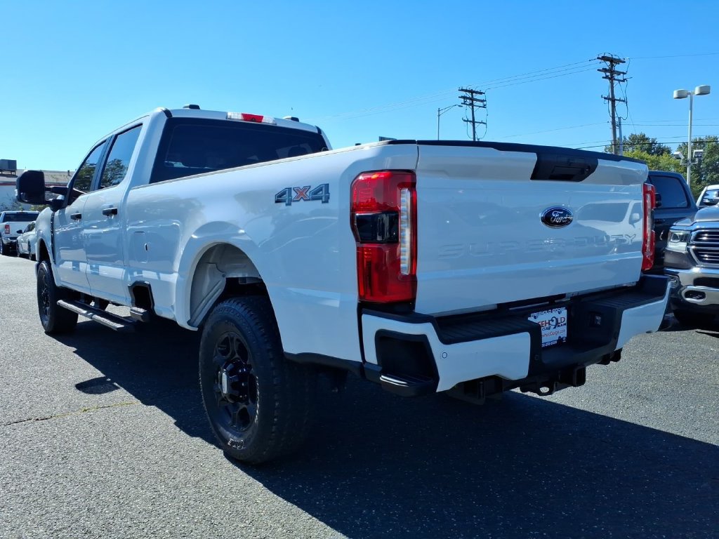 Used 2024 Ford F350 XL w/ STX Appearance Package AWD/4WD image 19