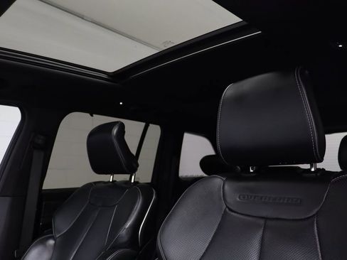 Used 2023 Jeep Grand Cherokee Overland w/ Advanced Protech Group III image 15