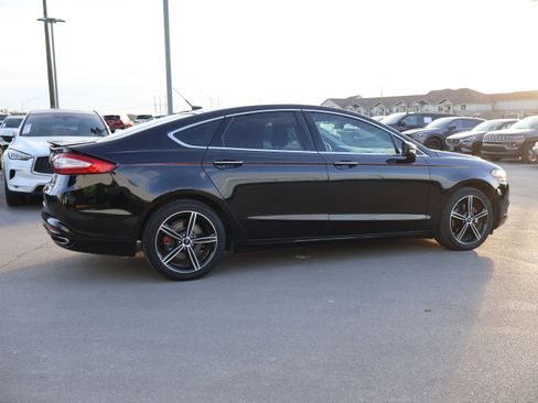 Used 2016 Ford Fusion Titanium w/ Terracotta Package image 9