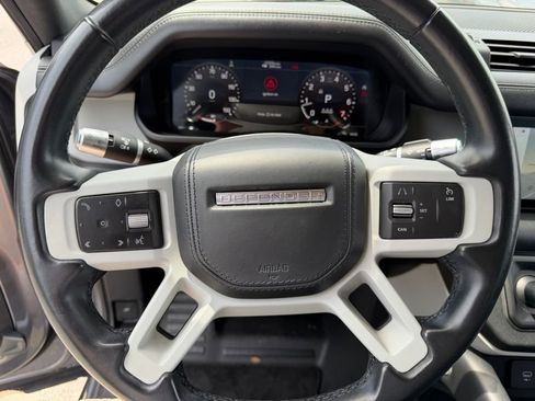 Used 2020 Land Rover Defender 110 S image 25