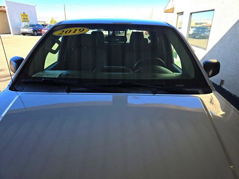 Used 2019 Nissan Frontier SV image 29