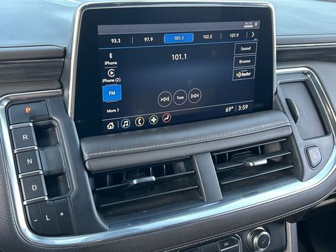 Used 2021 GMC Yukon SLT image 13