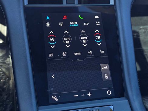 Used 2020 Porsche Taycan Turbo S image 29