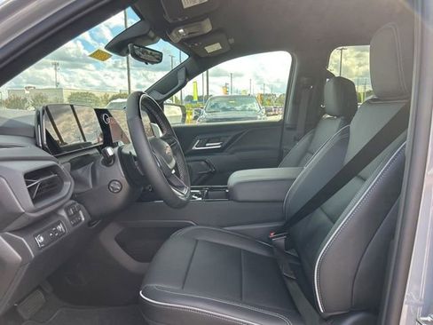 New 2026 Chevrolet Silverado EV LT image 15