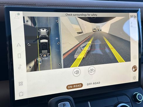 New 2026 Land Rover Defender 110 X-Dynamic SE image 19