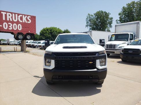 Used 2021 Chevrolet Silverado 2500 W/T w/ WT Convenience Package AWD/4WD image 4