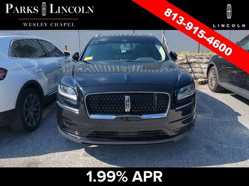 Used 2023 Lincoln Nautilus Reserve w/ Equipment Group 201A FWD image 3