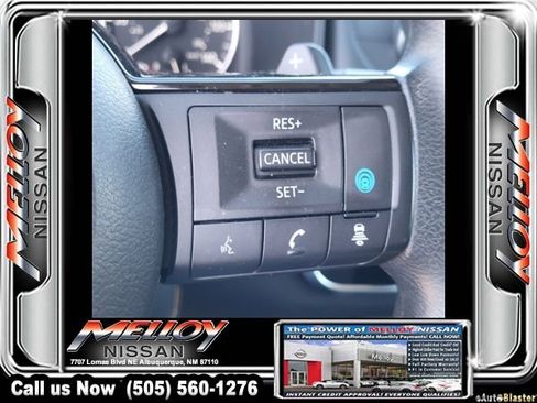 Used 2023 Nissan Rogue SV image 21