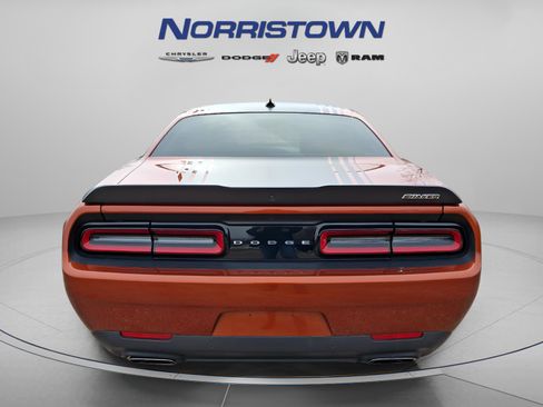 Certified 2020 Dodge Challenger R/T w/ Plus Package image 5