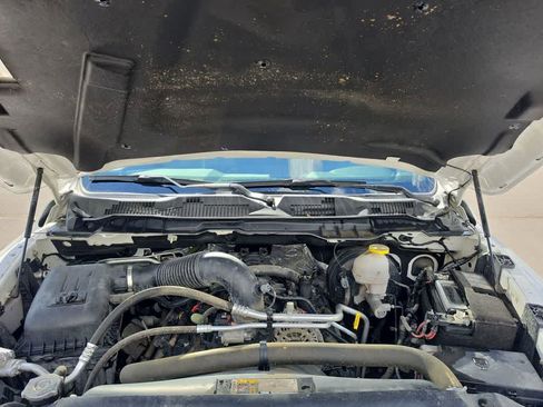 Used 2023 RAM 1500 Classic SLT AWD/4WD image 24